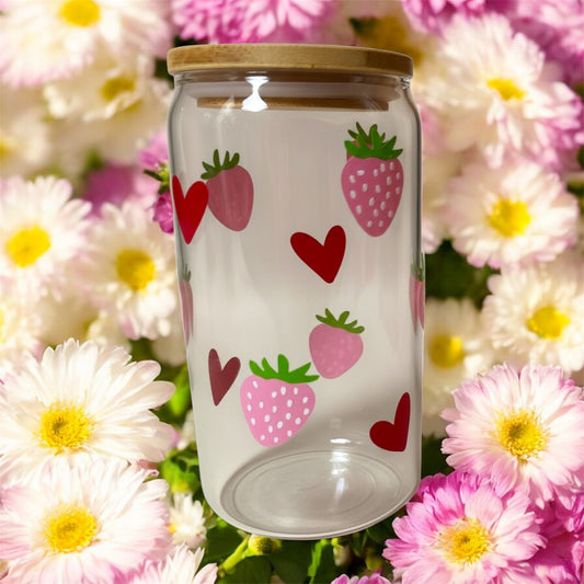 Glas mit Bambusdeckel- Erdbeeren